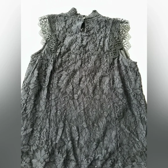🔴Cable & Gauge Black Ruffled Lace Blouse Size XL - Picture 4 of 12